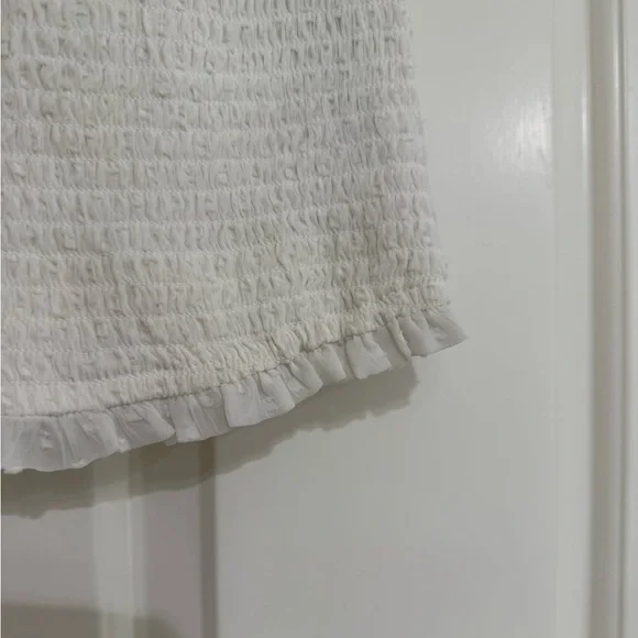 Abercrombie & fitch NWOT white smocked Swiss dot sleeve crop top - Picture 5 of 9